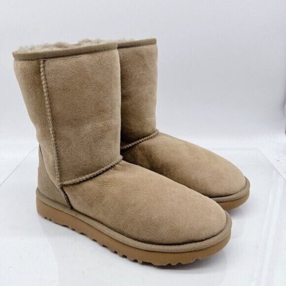 UGG Australia Women's Classic Short II Sheepskin Winter Boots Stone US 6 - Picture 4 of 9